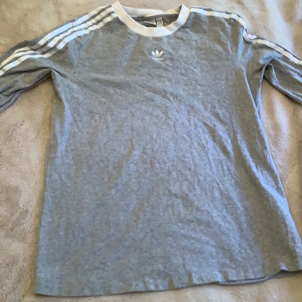 Grey adidas long sleeve t-shit/ sweatshirt
